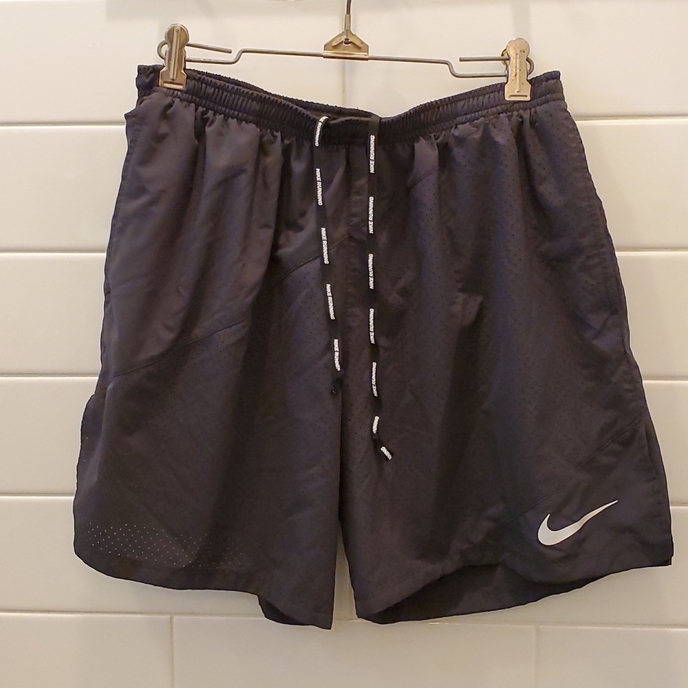 NIKE DRI-FIT 2 in 1 Running Shorts XL